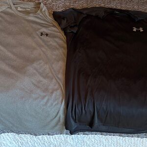Large Under Armour Men's Short-Sleeve Performance Tees - Black and Gray